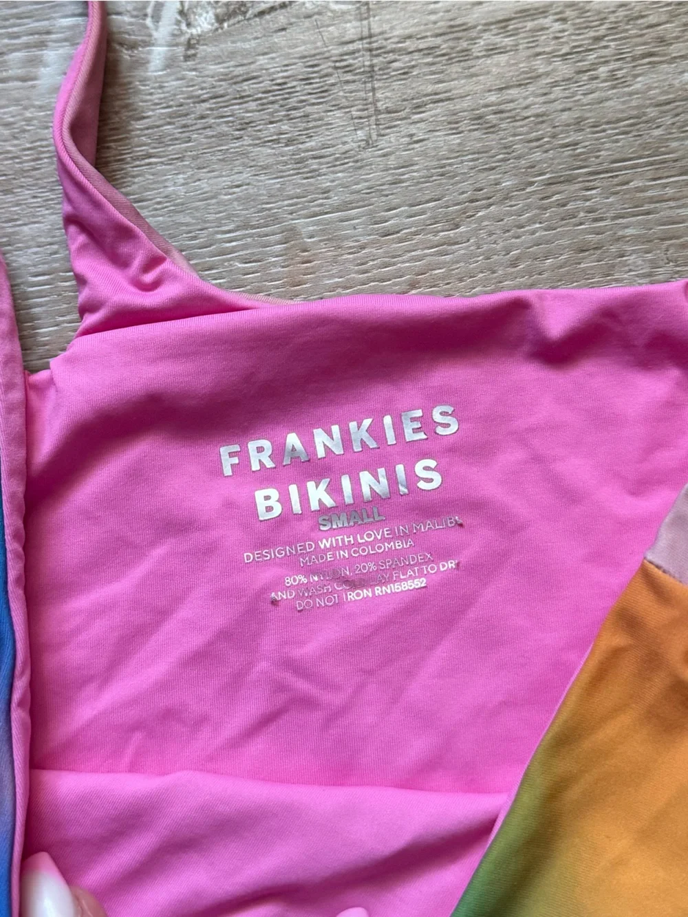 FRANKIES BIKINIS Makie One Piece Swim suit Serotonin size small